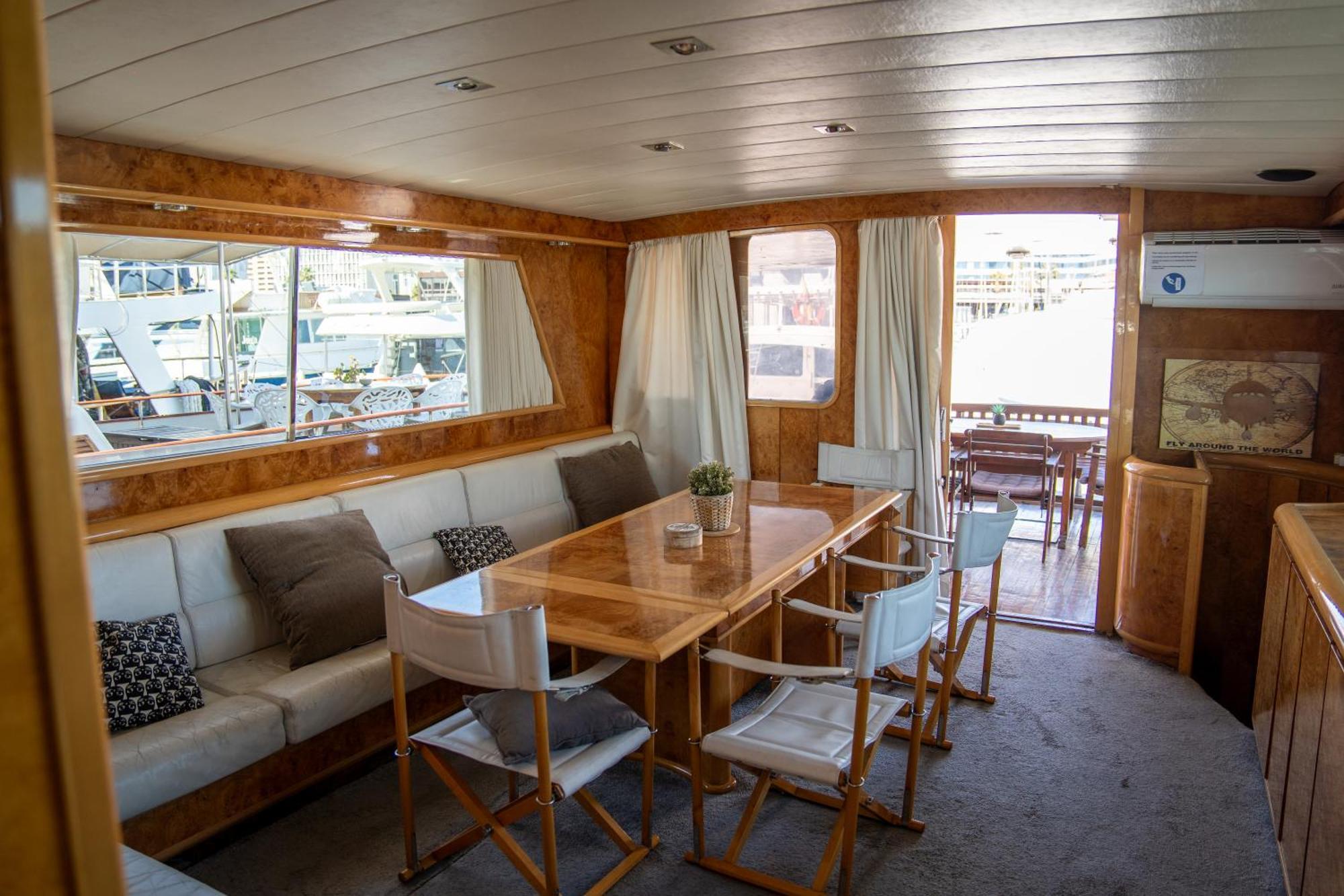 Habitacion Marineria Boat Aloha Barcelona Exterior photo
