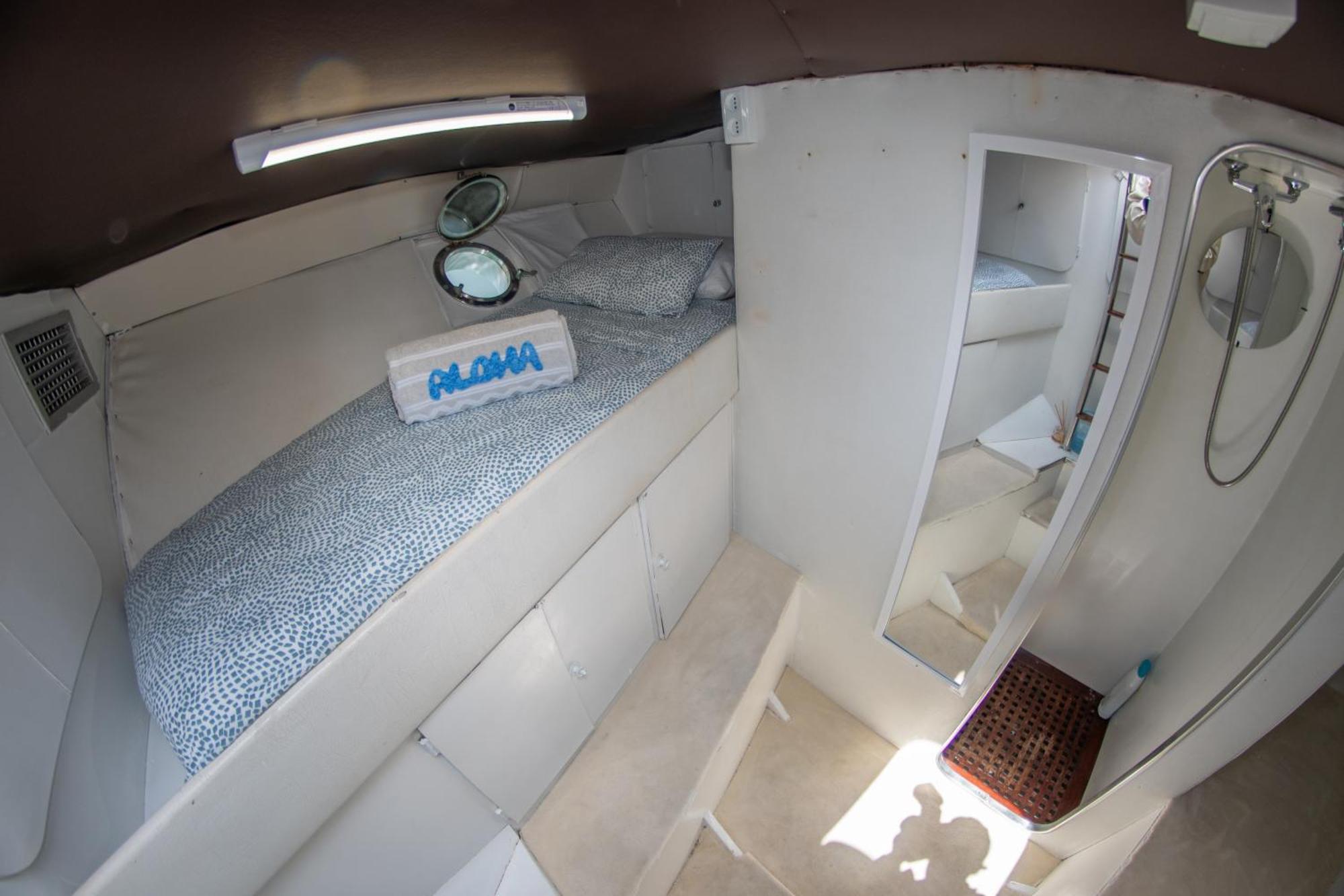 Habitacion Marineria Boat Aloha Barcelona Exterior photo